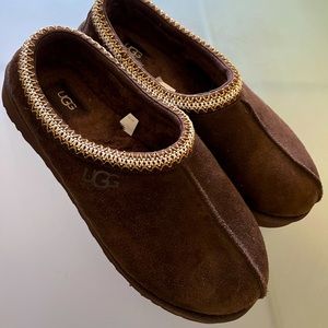 NWB UGG Tasman in Brown Sheepskin Fur Slippers